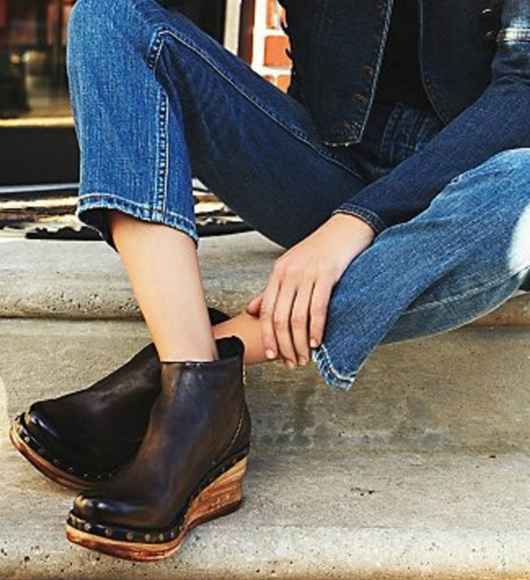 as 98 below sunset clog boot